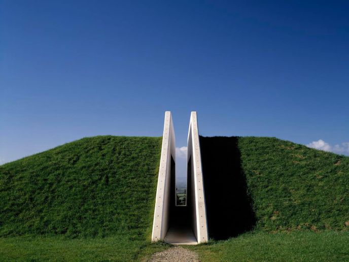 Tulach A'Tsolais - Memorial