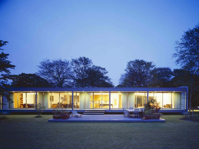 For an architect, building your own house is a huge challenge. As client, the designer has no constraints, only the self-imposed.