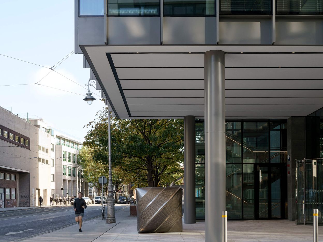 5 Harcourt Road sits in the developing urban core where the suburban grain of Rathmines and South Circular Road meet the city.