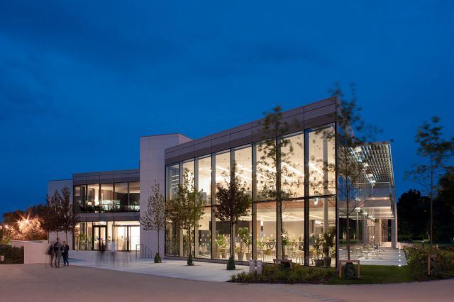 University College Dublin sought to enhance the University&rsquo;s reputation by providing a welcoming collegial environment, designed to strengthen the links between the university, alumni, and the community it serves.