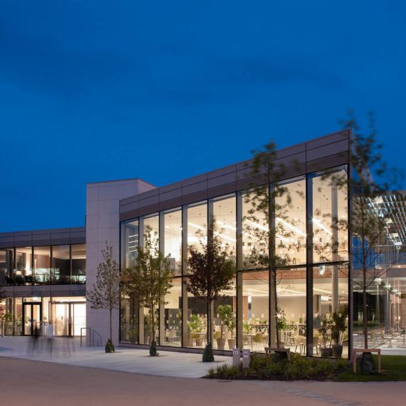University College Dublin sought to enhance the University&rsquo;s reputation by providing a welcoming collegial environment, designed to strengthen the links between the university, alumni, and the community it serves.