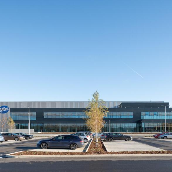 The new production, distribution centre and headquarters for Fyffes Ireland is the first building in the M1 Business Park in Courtlough.