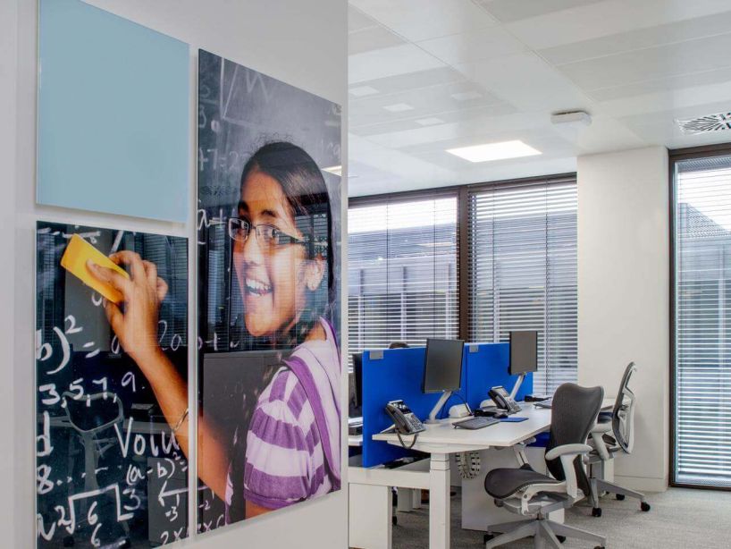 The 7000 m&sup2; Shire Pharmaceuticals European Headquarters fit-out at Scott Tallon Walker Architects Miesian Plaza is designed to LEED Platinum v4.