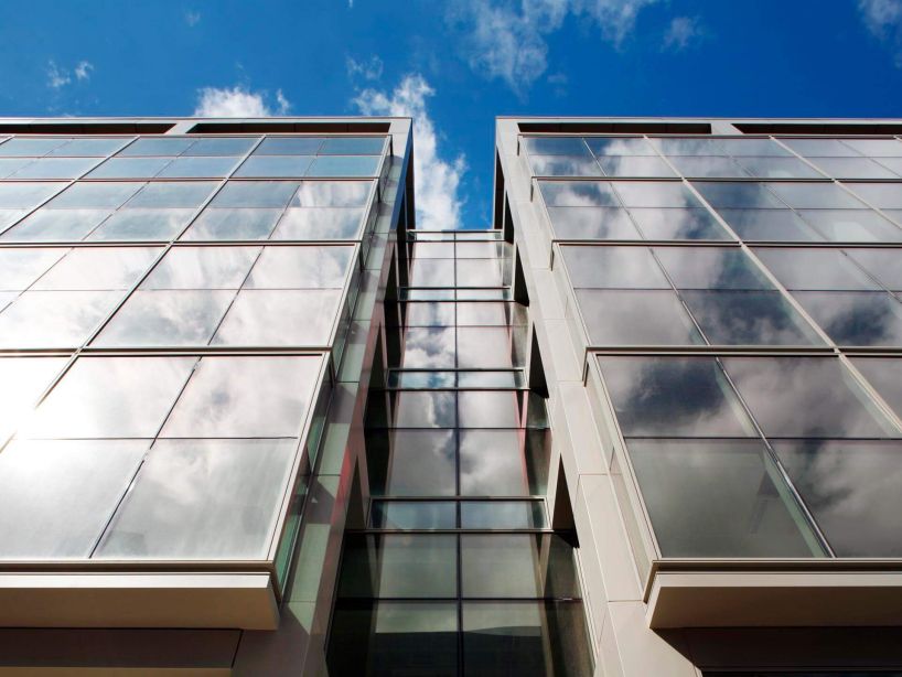 Spencer Dock is a 11.7 hectare site in Dublin&rsquo;s north docklands, which was masterplanned by STW to accommodate a mix of commercial and residential uses.