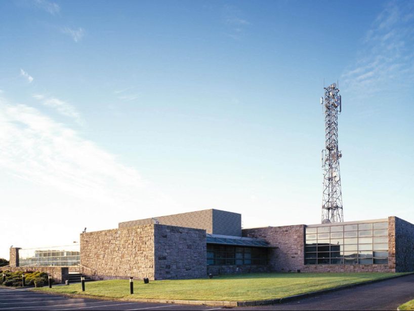 Telef&iacute;s na Gaeilge, the Irish-language television broadcasting service, was established in 1994.