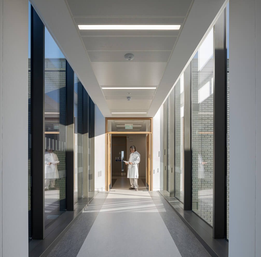 Dundalk Institute of Technology (DKIT) Jocelyn Bell Burnell Science Building